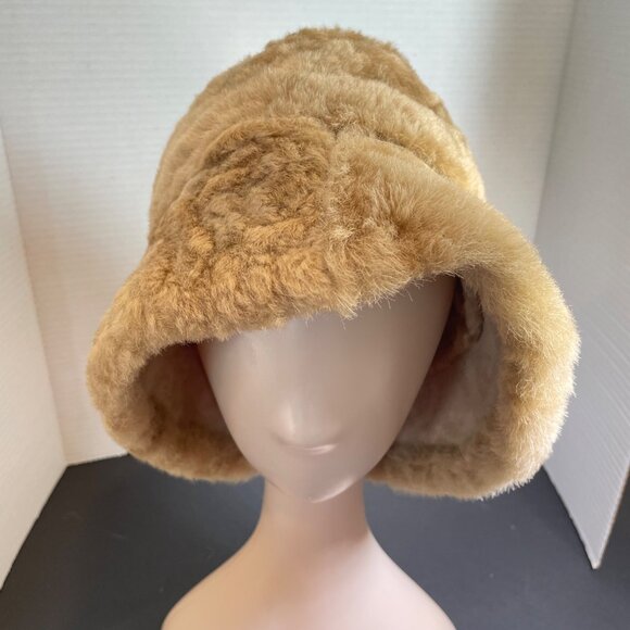 Vintage Womens Tan Faux Fur Bucket Hat main image 10